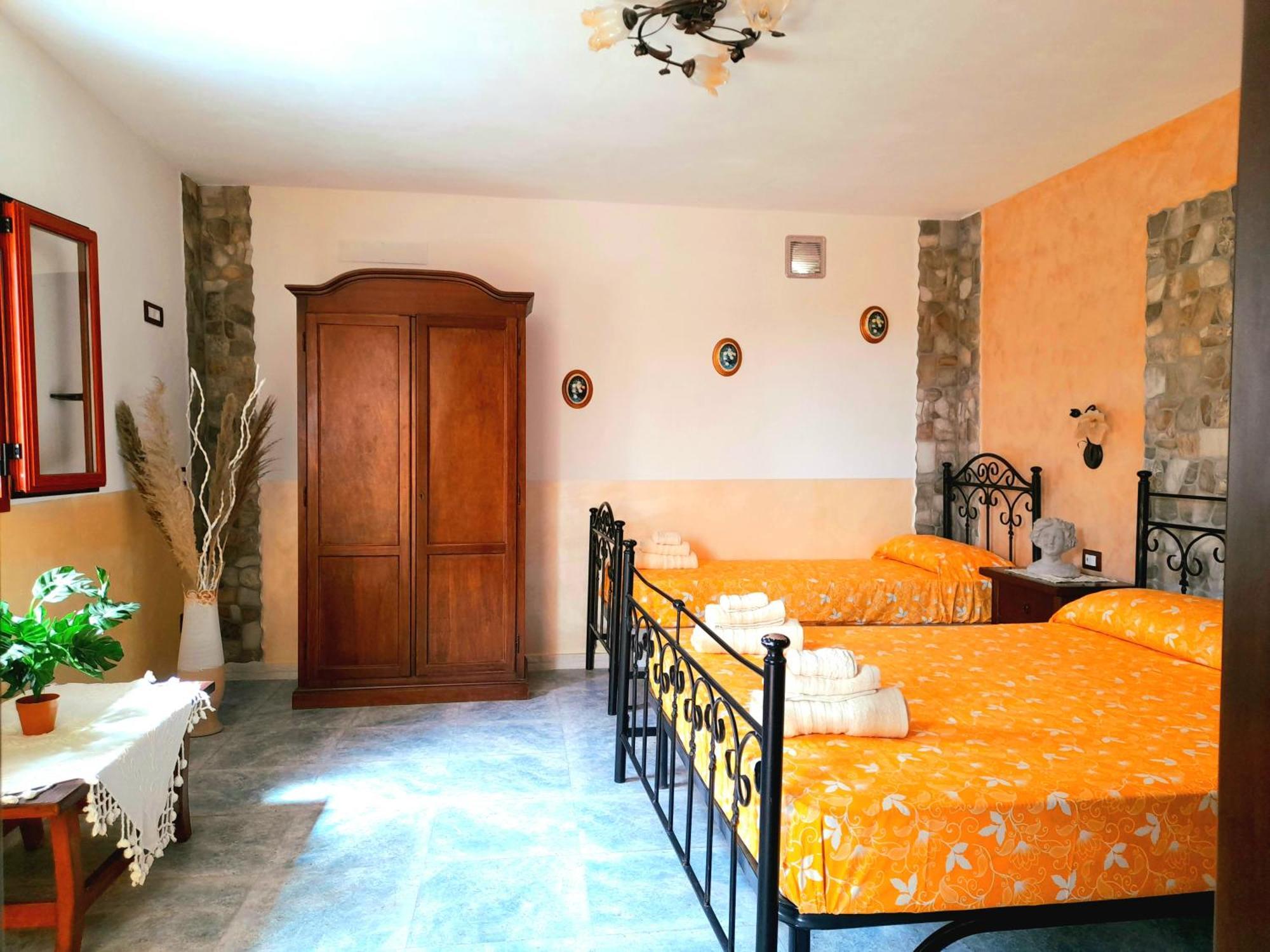 Parco Esmeralda - Family Residence E Breakfast Marina di Camerota Phòng bức ảnh